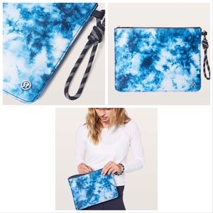 RARE Lululemon Large Tie Dye Water Repellent Zip Top Pouch With Attached Strap